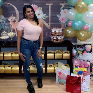 Meet your Posher, Alexandra